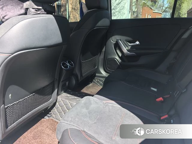 Mercedes-Benz Class A 2024 Белый из Китая, фото 5