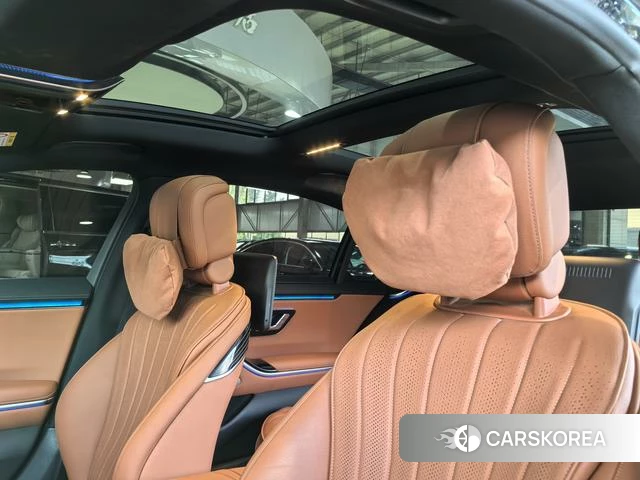 Mercedes-Benz S-class 2024 Черный из Китая, фото 5