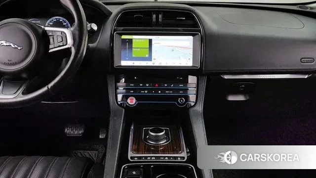 Jaguar F-PACE 2018 Белый из Кореи, фото 5