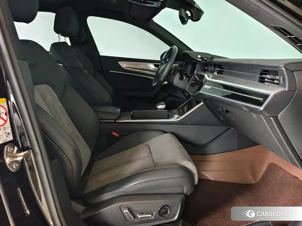 Audi A6L 2024 Черный из Китая, фото 6