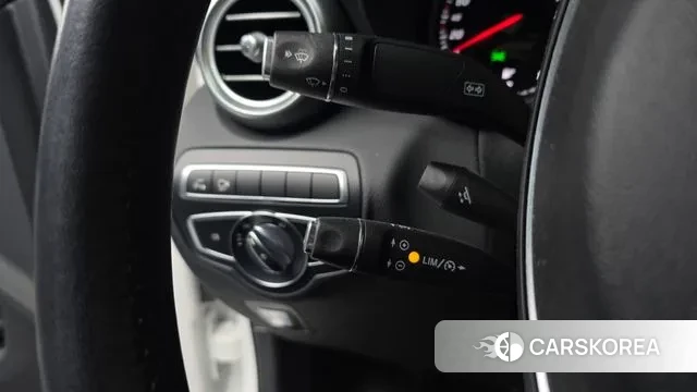 Mercedes-Benz GLC-Class X253 2019 Белый из Кореи, фото 5