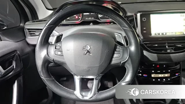 Peugeot 208 2018 Серебряный из Кореи, фото 5