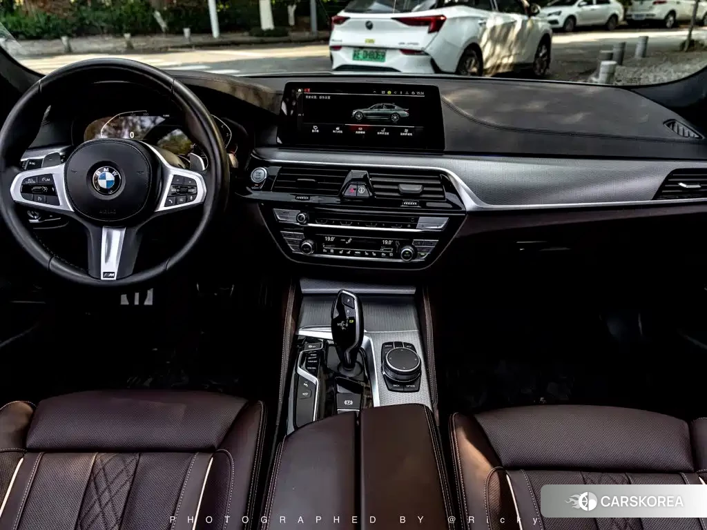BMW 5 series 2020 Silver/gray из Китая, фото 5