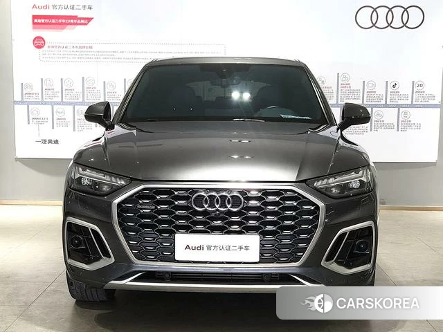 Audi Q5L Sportback 2021 Темно-серый из Китая, фото 5