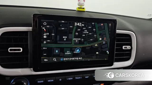 Hyundai Venue 2022 Белый из Кореи, фото 5