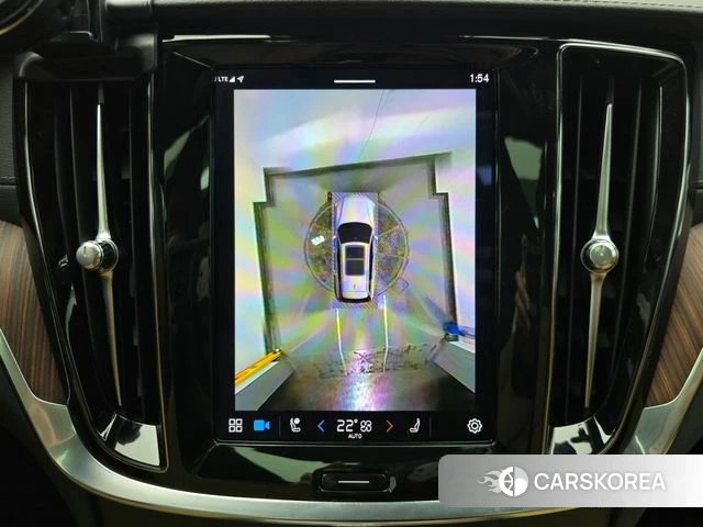 Volvo V60 Cross-Country 2nd Generation 2022 Белый из Кореи, фото 5