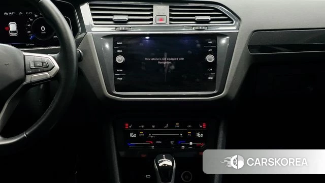 Volkswagen Tiguan second Generation 2022 Белый из Кореи, фото 5