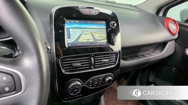 Renault Korea (Samsung) Clio 2019 Белый из Кореи, фото 5