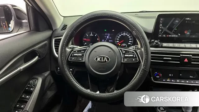 Kia Seltos 2019 Белый из Кореи, фото 5