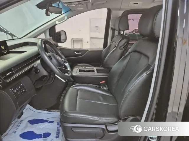 Hyundai Staria 2022 Черный из Кореи, фото 5