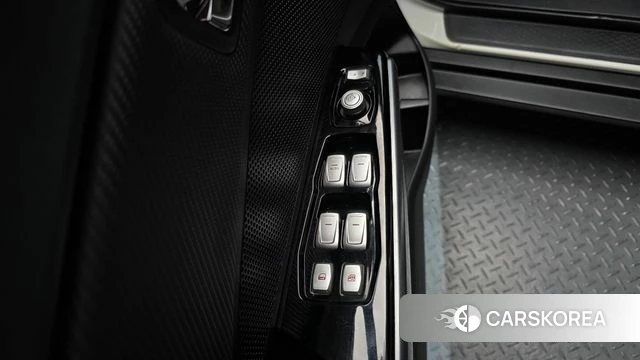 Ssangyong Tivoli Armor 2018 Белый из Кореи, фото 5