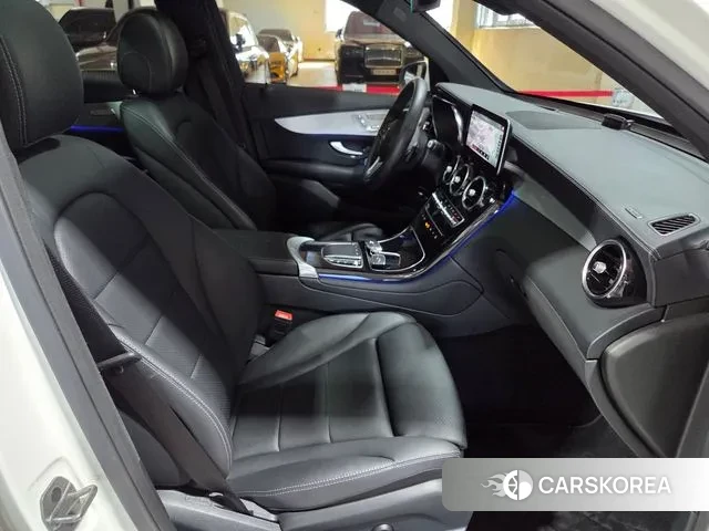 Mercedes-Benz GLC-Class X253 2021 Белый из Кореи, фото 5