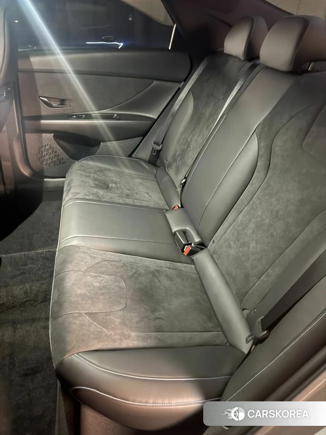 Hyundai The New Avante (CN7) 2023 Серый из Кореи, фото 5