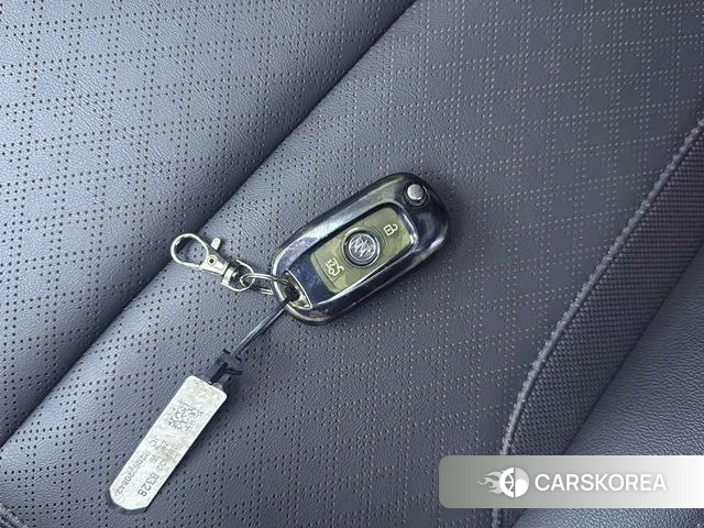 Buick Weilang 2023 Белый из Китая, фото 5