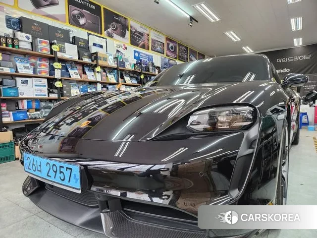 Porsche Taycan 2022 Черный из Кореи, фото 5