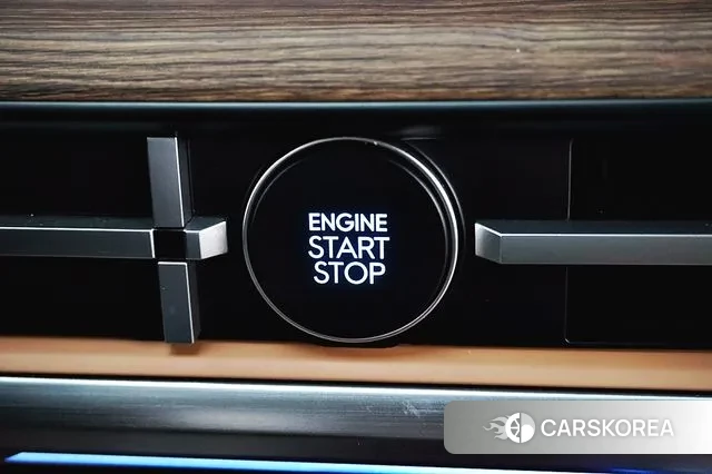 Hyundai Santa Fe (MX5) 2024 Серый из Кореи, фото 5