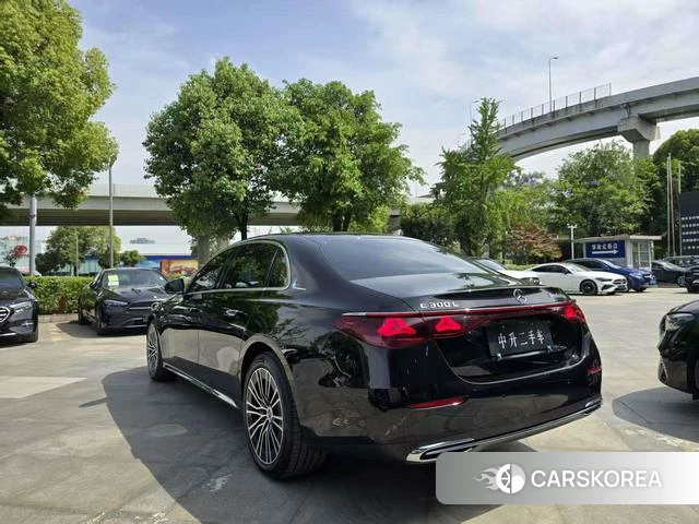 Mercedes-Benz E-class 2024 Черный из Китая, фото 5