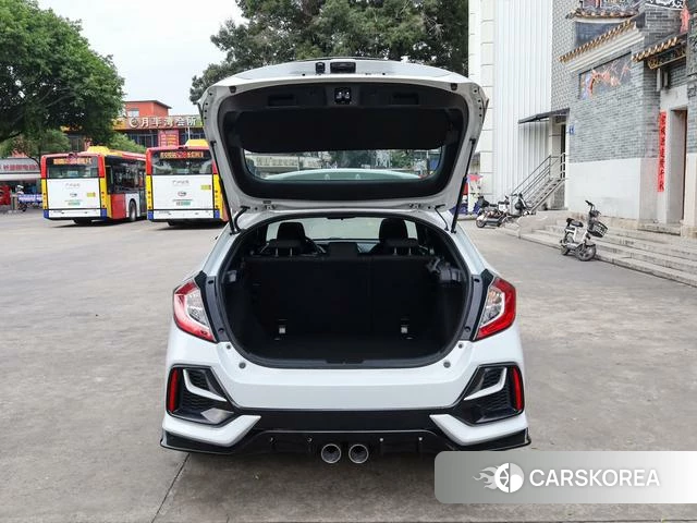 Honda Civic 2022 Белый из Китая, фото 5