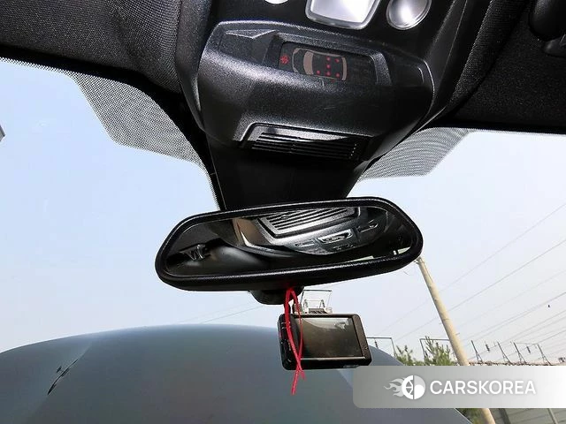 Peugeot 5008 second generation 2019 Черный из Кореи, фото 5