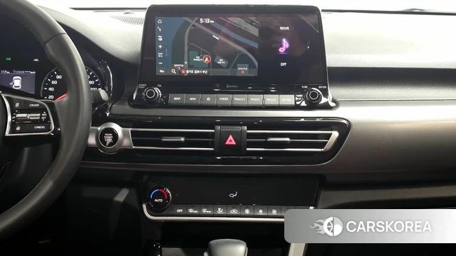 Kia Seltos 2021 Серый из Кореи, фото 5