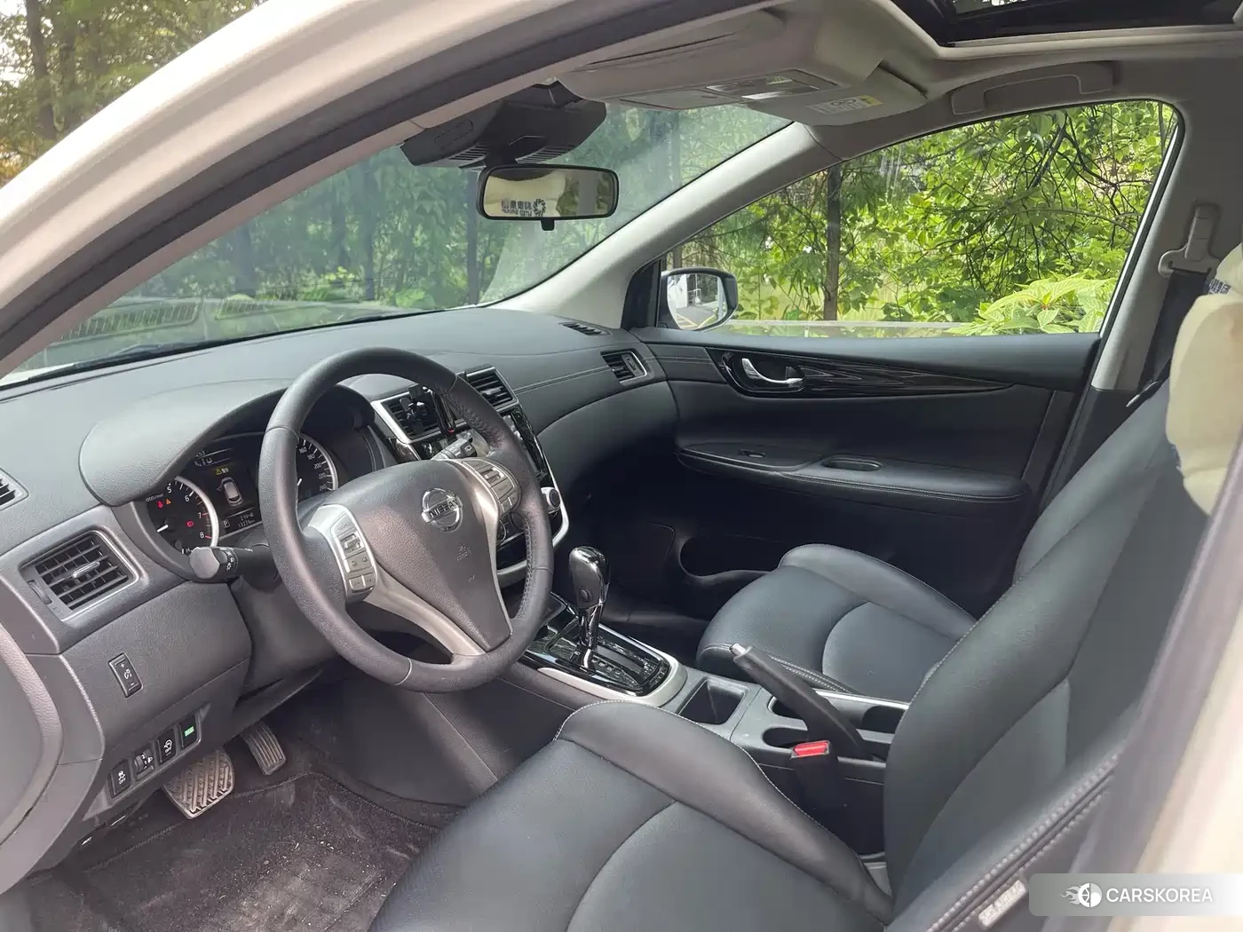 Nissan Tiida 2024 Белый из Китая, фото 5