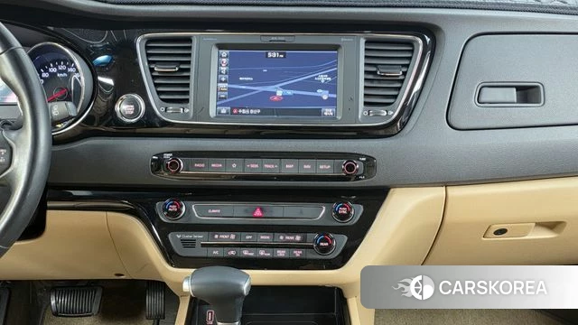 Kia The New Carnival 2019 Белый из Кореи, фото 5