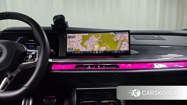 BMW 7 Series (G70) 2023 Черный из Кореи, фото 5