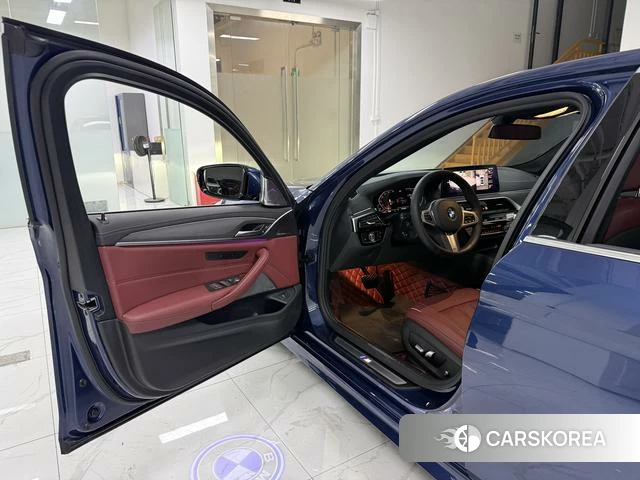 BMW 5 series 2021 Синий из Китая, фото 5