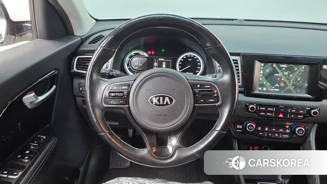 Kia Niro 2018 Белый из Кореи, фото 5