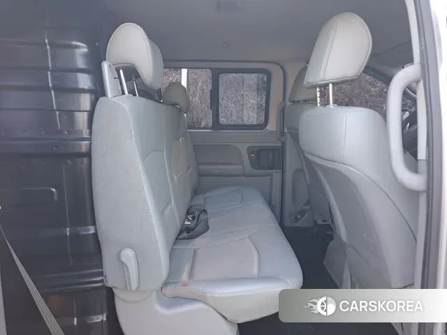 Hyundai Grand Starex 2018 Серебряный из Кореи, фото 5