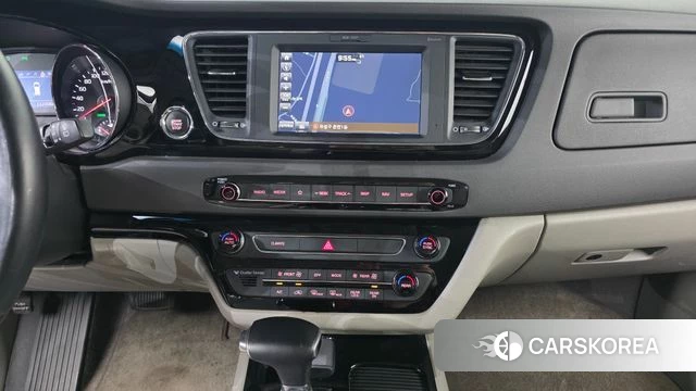 Kia All New Carnival 2018 Белый из Кореи, фото 5
