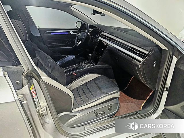 Volkswagen Arteon 2023 Серебряный из Кореи, фото 5