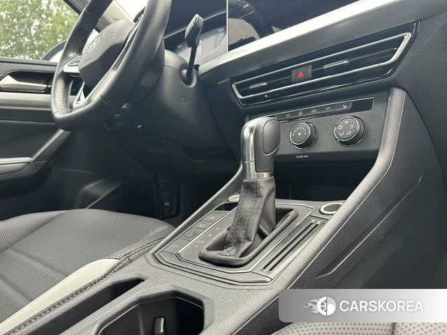 Volkswagen Lavida 2022 Белый из Китая, фото 5
