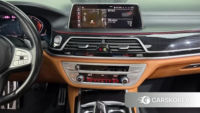 BMW 7 Series (G11) 2020 Черный из Кореи, фото 5