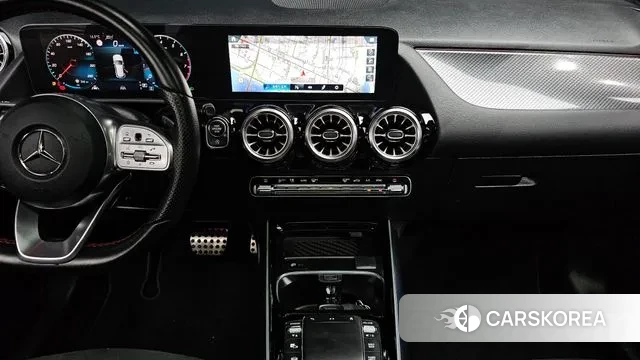 Mercedes-Benz GLA - Class H247 2023 Белый из Кореи, фото 5