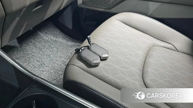 Kia The New Carnival 4th Generation 2025 Белый из Кореи, фото 5