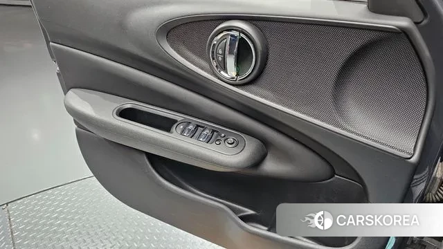 Mini Cooper SD Clubman 2021 Серый из Кореи, фото 5