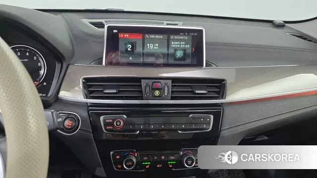 BMW X1 (F48) 2020 Белый из Кореи, фото 5