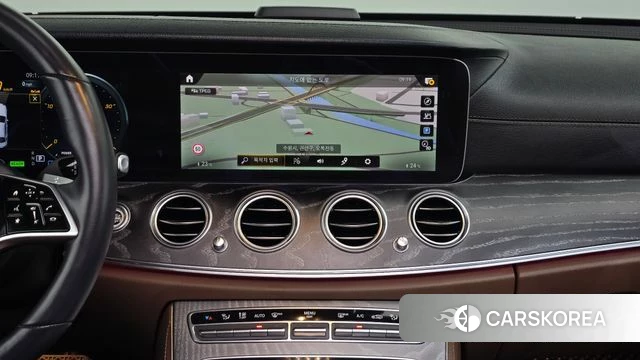 Mercedes-Benz E-Class W213 2022 Синий из Кореи, фото 5