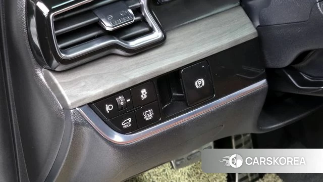 Kia Sportage 5th Generation Hybrid 2023 Белый из Кореи, фото 5