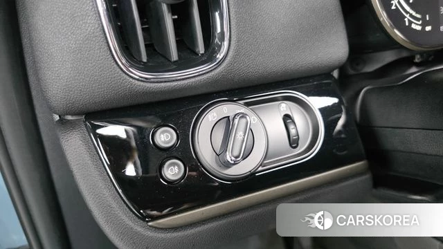 Mini Cooper Countryman 2022 Цвет галактики из Кореи, фото 5