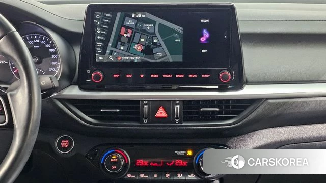 Kia The New K3 2nd generation 2022 Белый из Кореи, фото 5