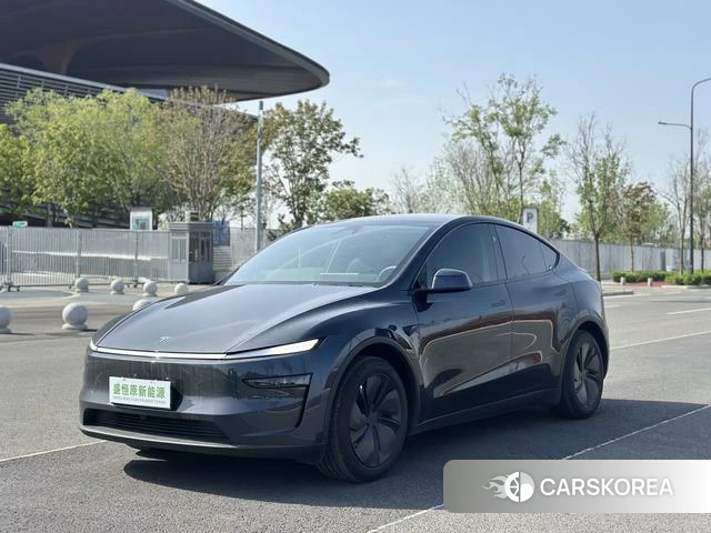 Tesla Model Y 2025 Темно-серый из Китая, фото 5