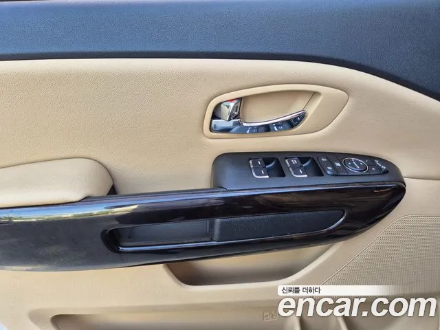 Kia The New Carnival id 2692344 из Кореи 5