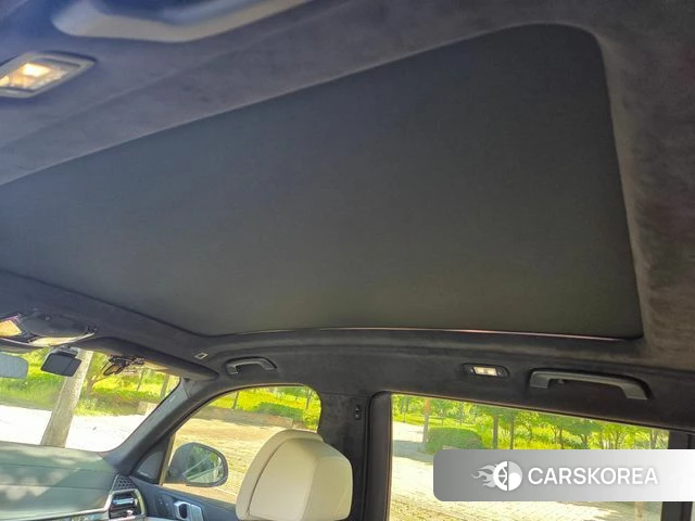 BMW X7 (G07) 2025 Белый из Кореи, фото 5