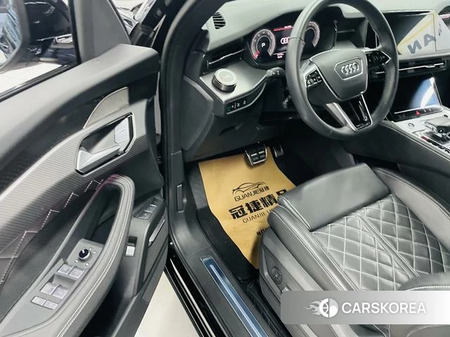 Audi Q6 2024 Черный из Китая, фото 5