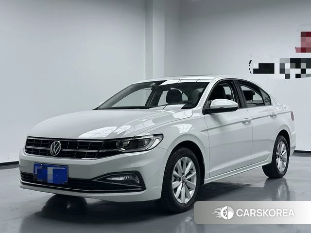 Volkswagen Bora 2022 Белый из Китая, фото 5