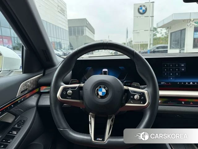 BMW 5 series 2025 Белый из Китая, фото 5
