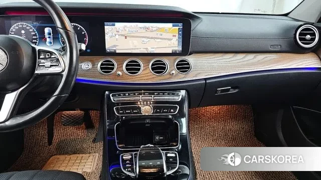Mercedes-Benz E-Class W213 2018 Черный из Кореи, фото 5