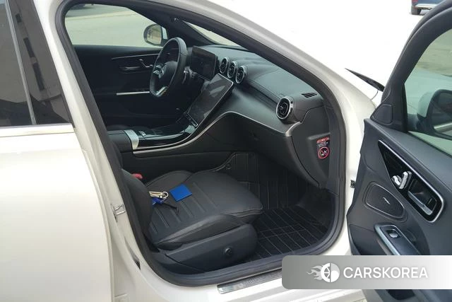Mercedes-Benz Class C 2022 Белый из Китая, фото 5